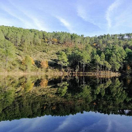 Ruralrut-El Tiemblo Wifi, Cabina De Hidromasaje, Aire Acondicionado Y A Pocos Metros De Zonas De Bano Naturales Екстер'єр фото